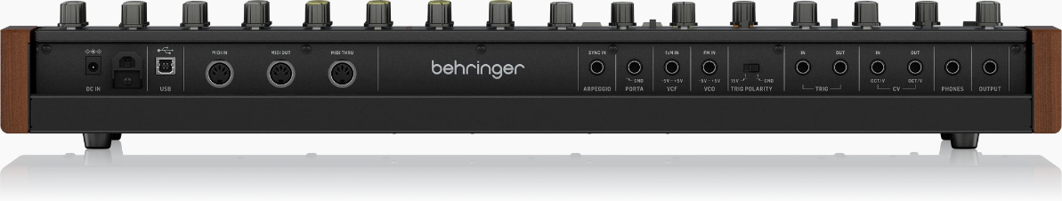 Behringer Monopoly аналоговый 4-х голосный полифонический синтезатор