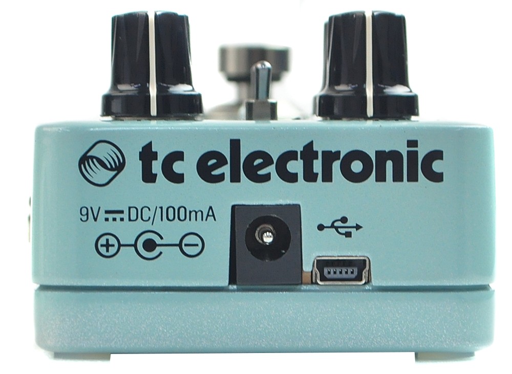 TC Electronic Quintessence Harmonizer напольная педаль эффекта гармонайзер