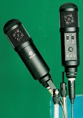 Октава МК-220 (стереопара) микрофоны в деревянном футляре