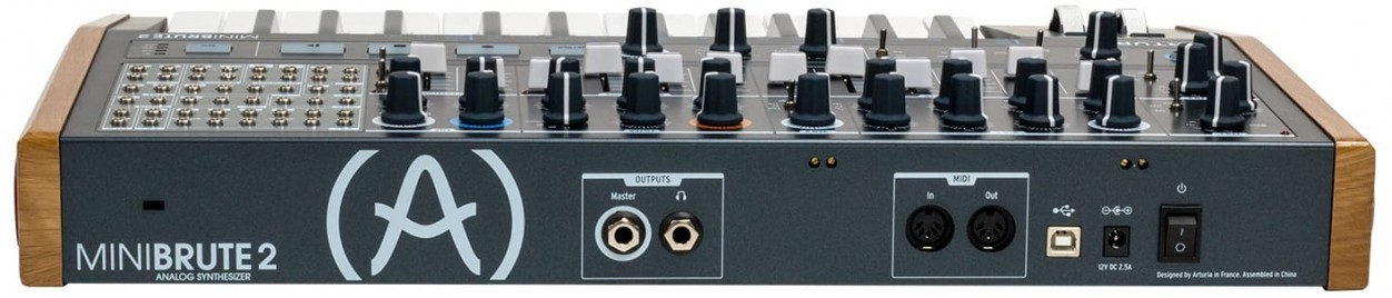 Arturia MiniBrute 2 монофонический аналоговый синтезатор, 25 клавиш