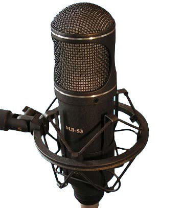 Октава МЛ-53 ленточный студийный микрофон в деревянном футляре