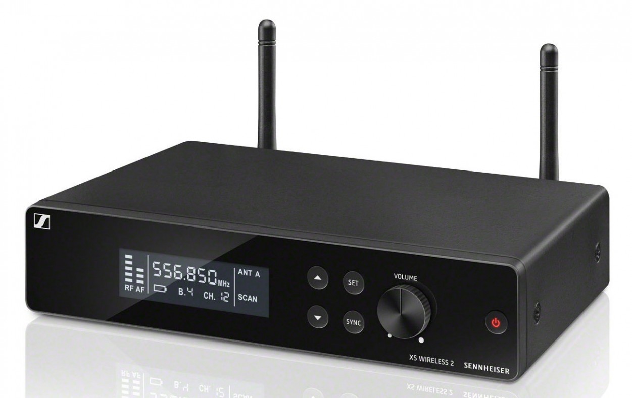 Sennheiser XSW 2-ME2-A  радиосистема с миниатюрным петличным микрофоном ME 2-2, 548-572 МГц